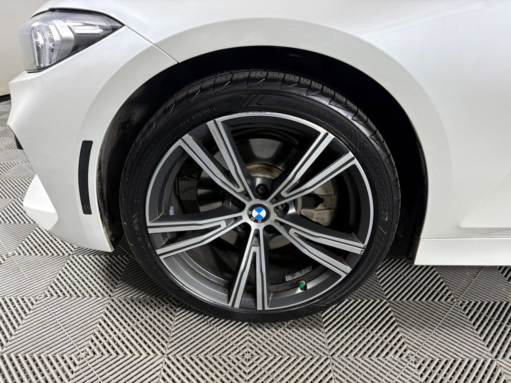 Used 2023 BMW 330i xDrive 330i xDrive w/ Premium Package image 11