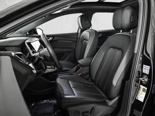 Used 2024 Audi Q4 e-tron Premium Plus w/ Premium Plus image 17