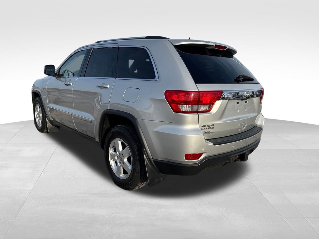 Used 2013 Jeep Grand Cherokee Laredo image 4