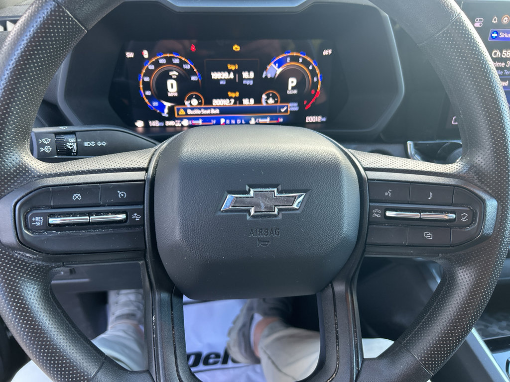 Used 2024 Chevrolet Colorado Trail Boss w/ Technology Package AWD/4WD image 23