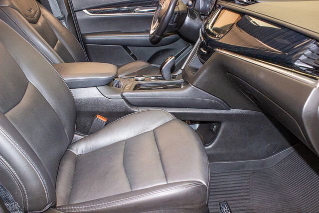 Used 2020 Cadillac XT6 Premium Luxury image 10