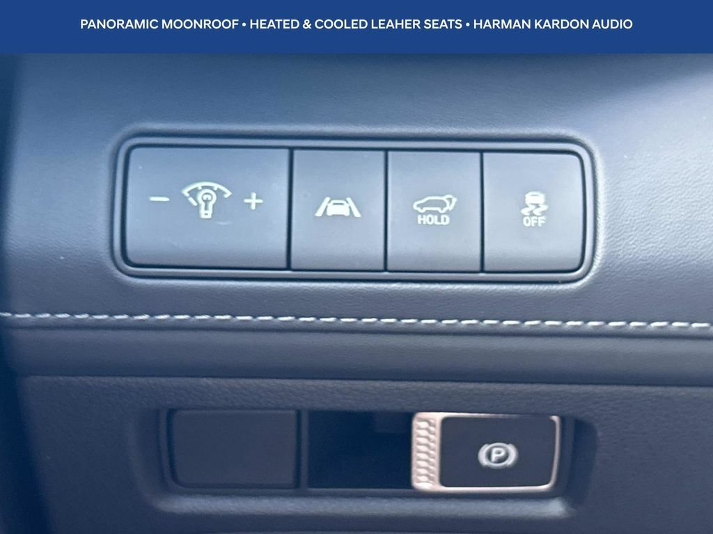 Used 2021 Hyundai Santa Fe Limited FWD image 32