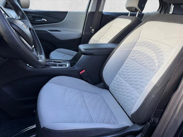 Used 2021 Chevrolet Equinox LS AWD/4WD image 16