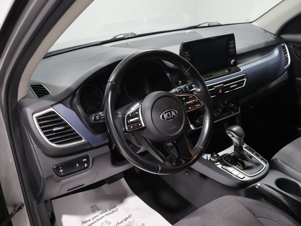 Used 2021 Kia Seltos S AWD/4WD image 13
