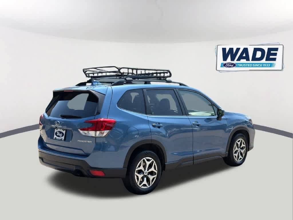 Used 2019 Subaru Forester Premium w/ All-Weather Package AWD/4WD image 5
