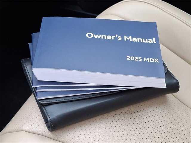 Used 2025 Acura MDX w/ Technology Package image 30