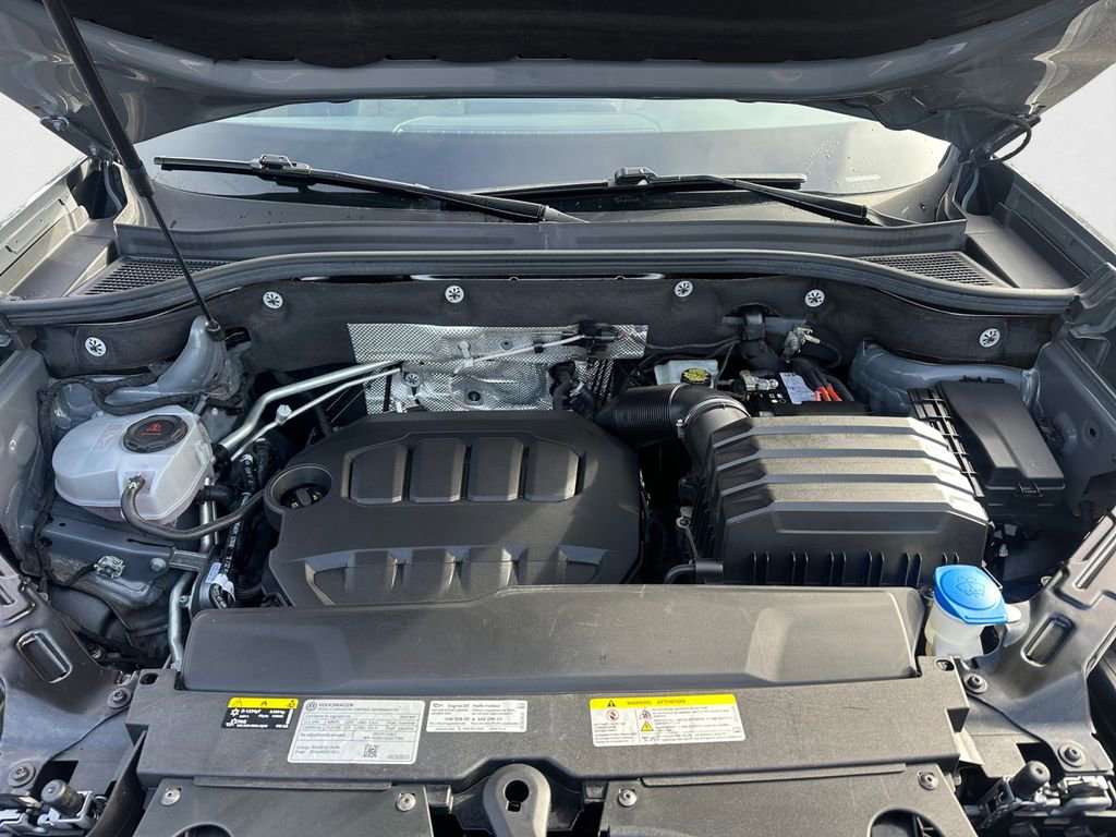 Used 2024 Volkswagen Atlas Cross Sport SE image 14