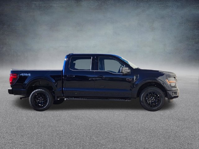 New 2026 Ford F150 XLT w/ XLT Black Appearance Package AWD/4WD image 8