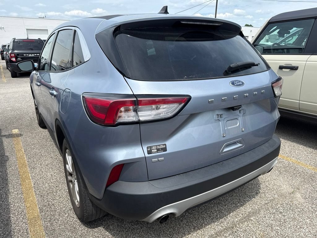 Used 2022 Ford Escape SE w/ Convenience Package FWD image 12