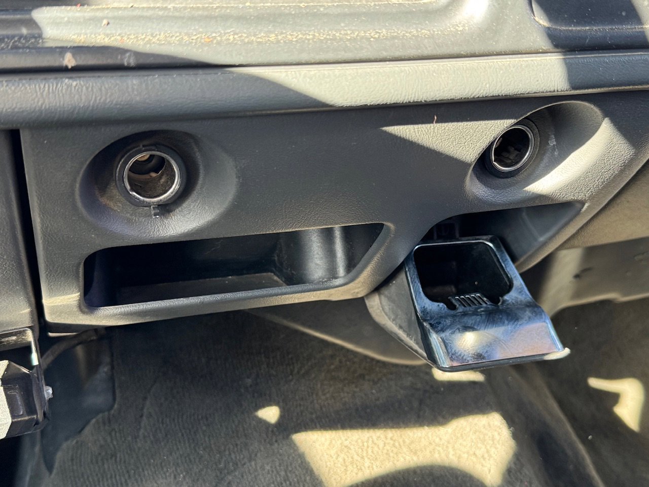 Used 2005 Chevrolet Silverado 2500 LS w/ Skid Plate Package AWD/4WD image 20