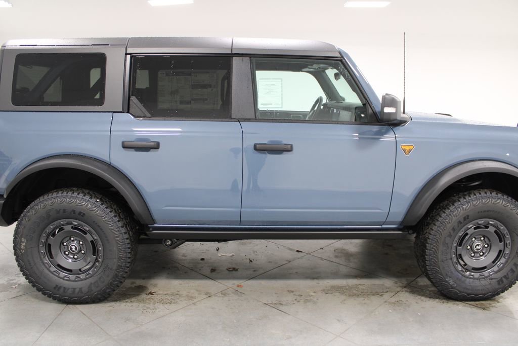 New 2025 Ford Bronco Badlands image 10