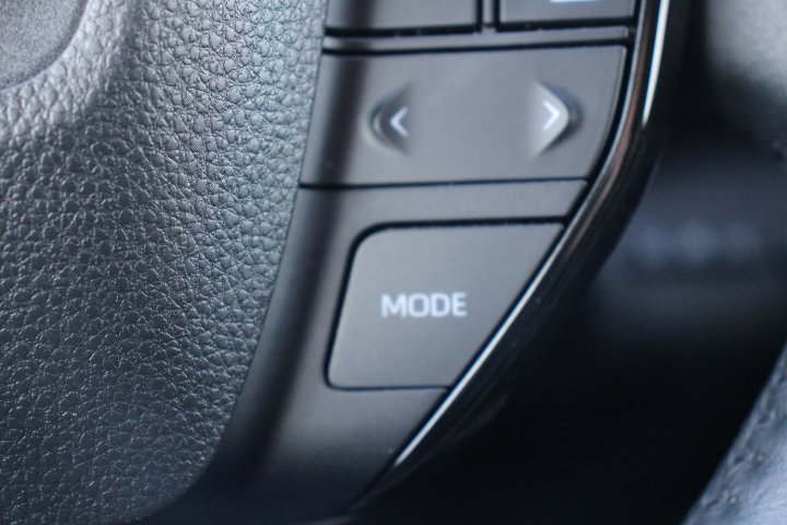 Used 2023 Toyota bZ4X Limited image 26