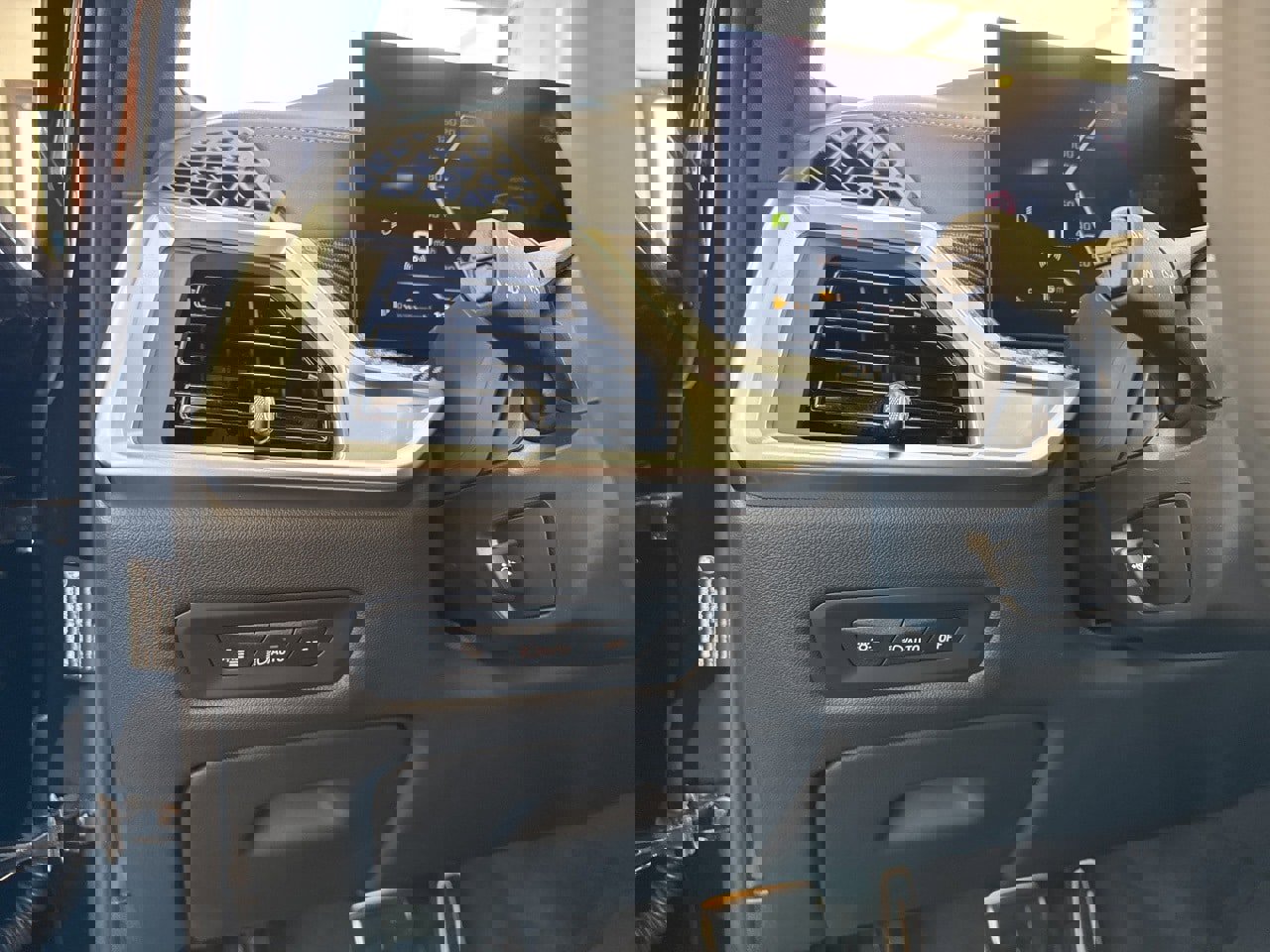 New 2026 BMW X6 M60i image 38