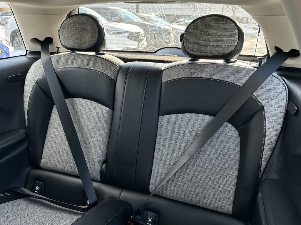 Used 2021 MINI Cooper SE w/ 6.5" Touchscreen Package image 25
