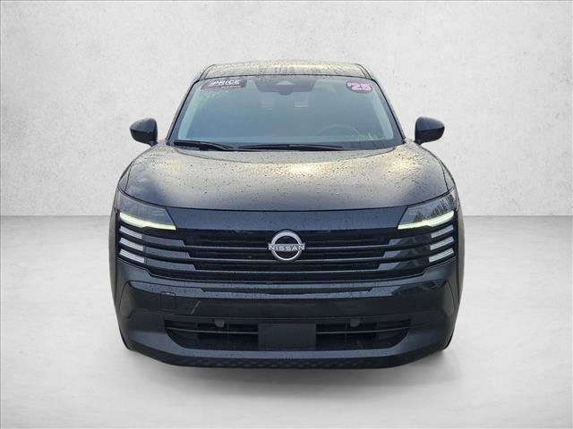 Used 2025 Nissan Kicks SV w/ Charging Package AWD/4WD image 2