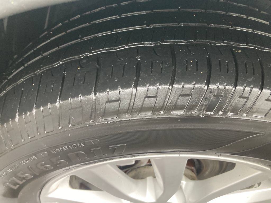 Used 2019 Nissan Rogue SV AWD/4WD image 35