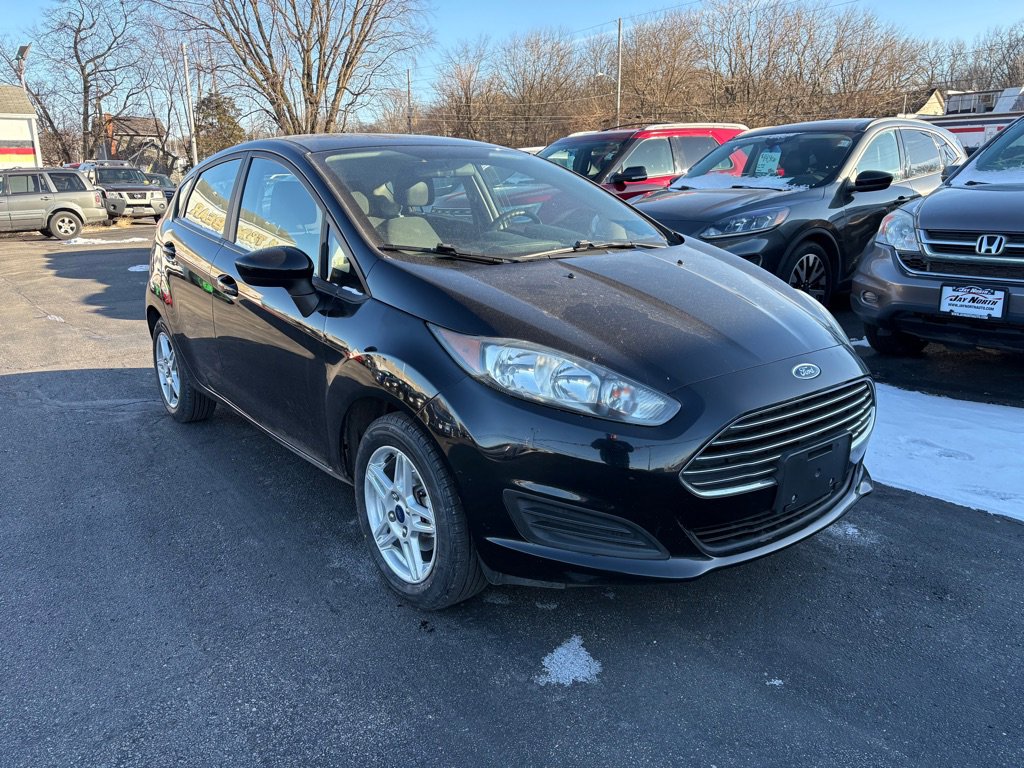 Used 2019 Ford Fiesta SE image 1
