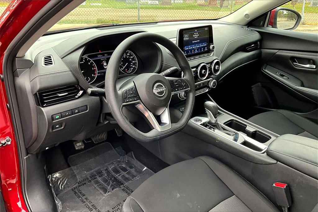 Used 2024 Nissan Sentra SV image 13