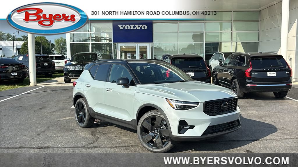 New 2026 Volvo XC40 B5 Ultra w/ Protection Package Premier