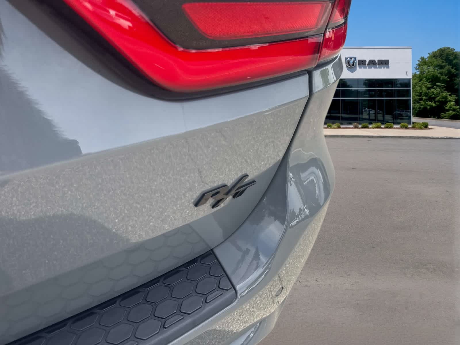 Used 2023 Dodge Durango R/T AWD/4WD image 6