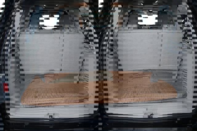 Used 2015 Lincoln Navigator 2WD image 24