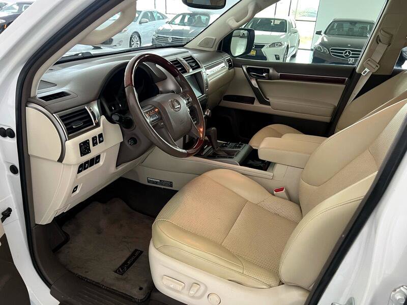 Used 2013 Lexus GX 460 Premium image 13