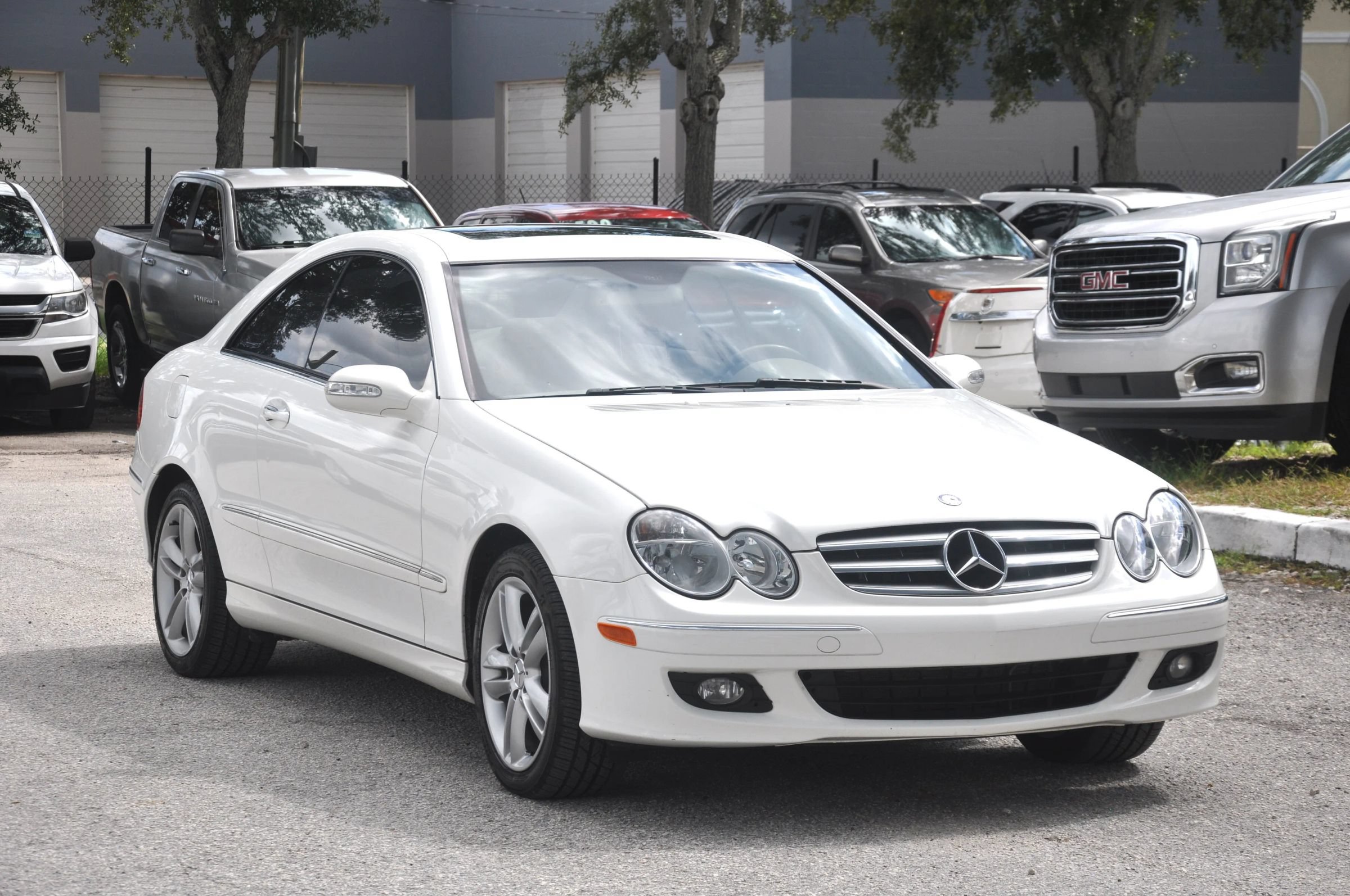 Used 2006 Mercedes-Benz CLK 350 Coupe image 5