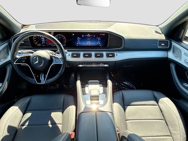 Used 2025 Mercedes-Benz GLS 450 4MATIC image 17