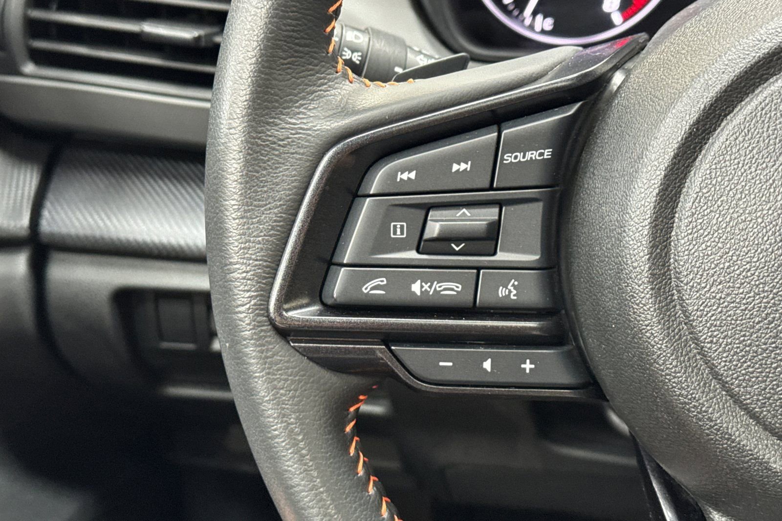 Used 2024 Subaru Crosstrek 2.5i Limited image 31