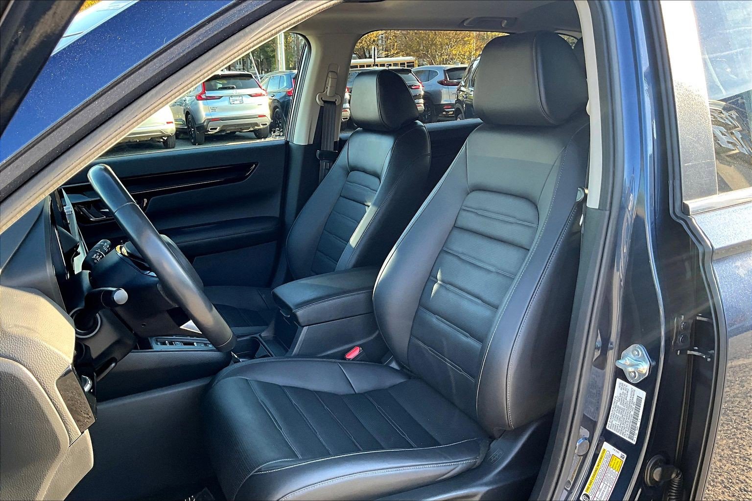 Used 2025 Honda CR-V EX-L image 27