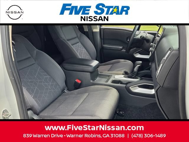 Used 2025 Nissan Frontier SV w/ Tow Package AWD/4WD image 16