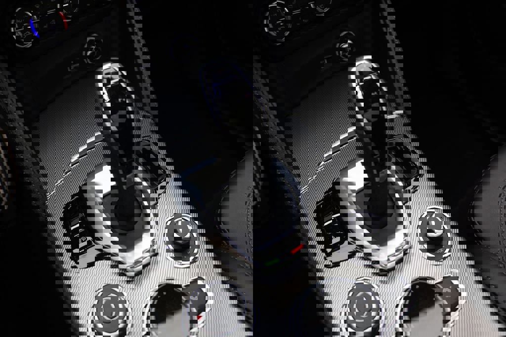 Used 2022 Alfa Romeo Stelvio Veloce image 20