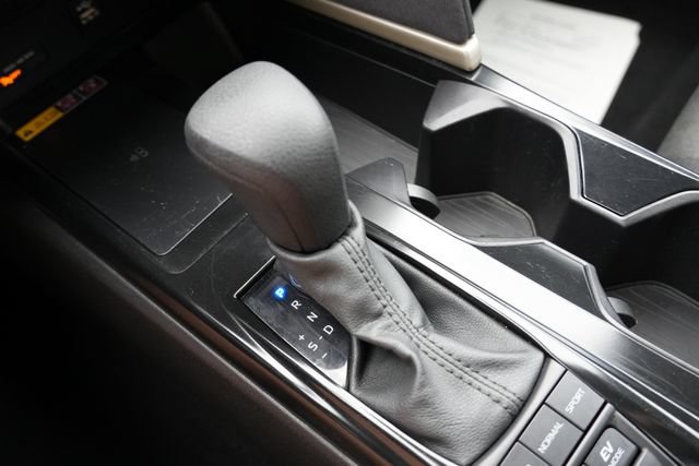 Used 2025 Toyota Camry LE FWD image 36