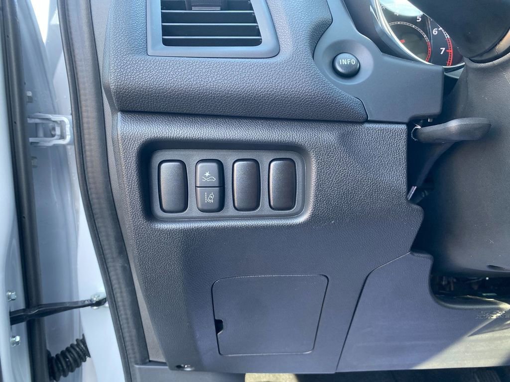 New 2025 Mitsubishi Outlander Sport ES image 14