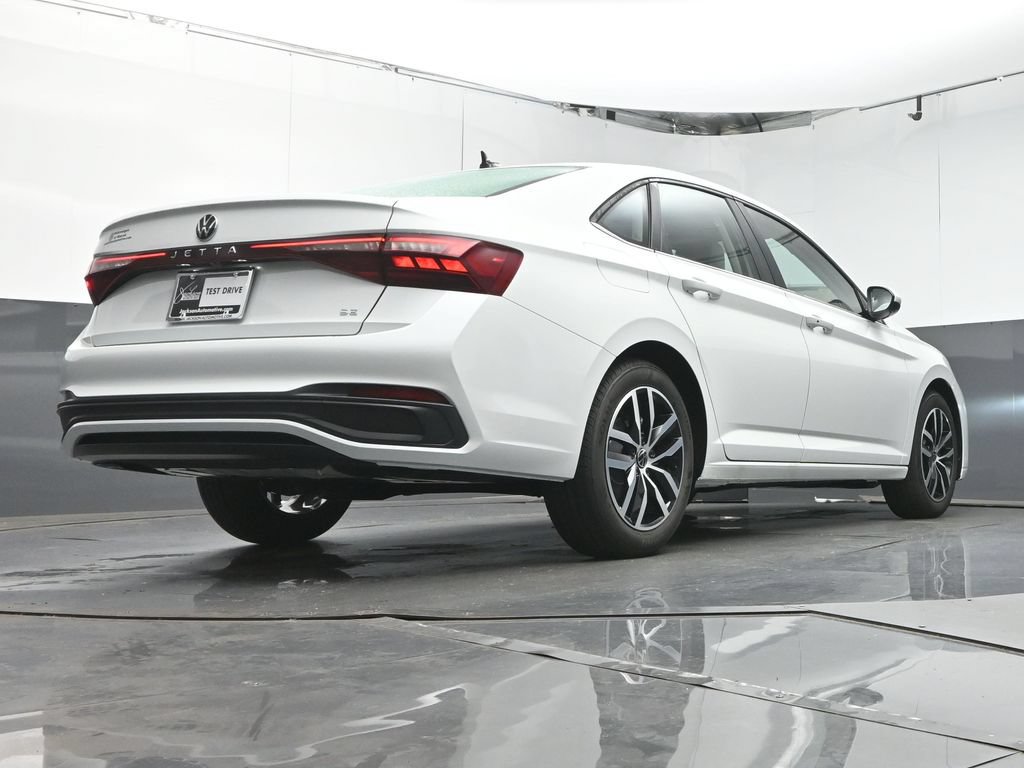 New 2026 Volkswagen Jetta SE FWD image 35