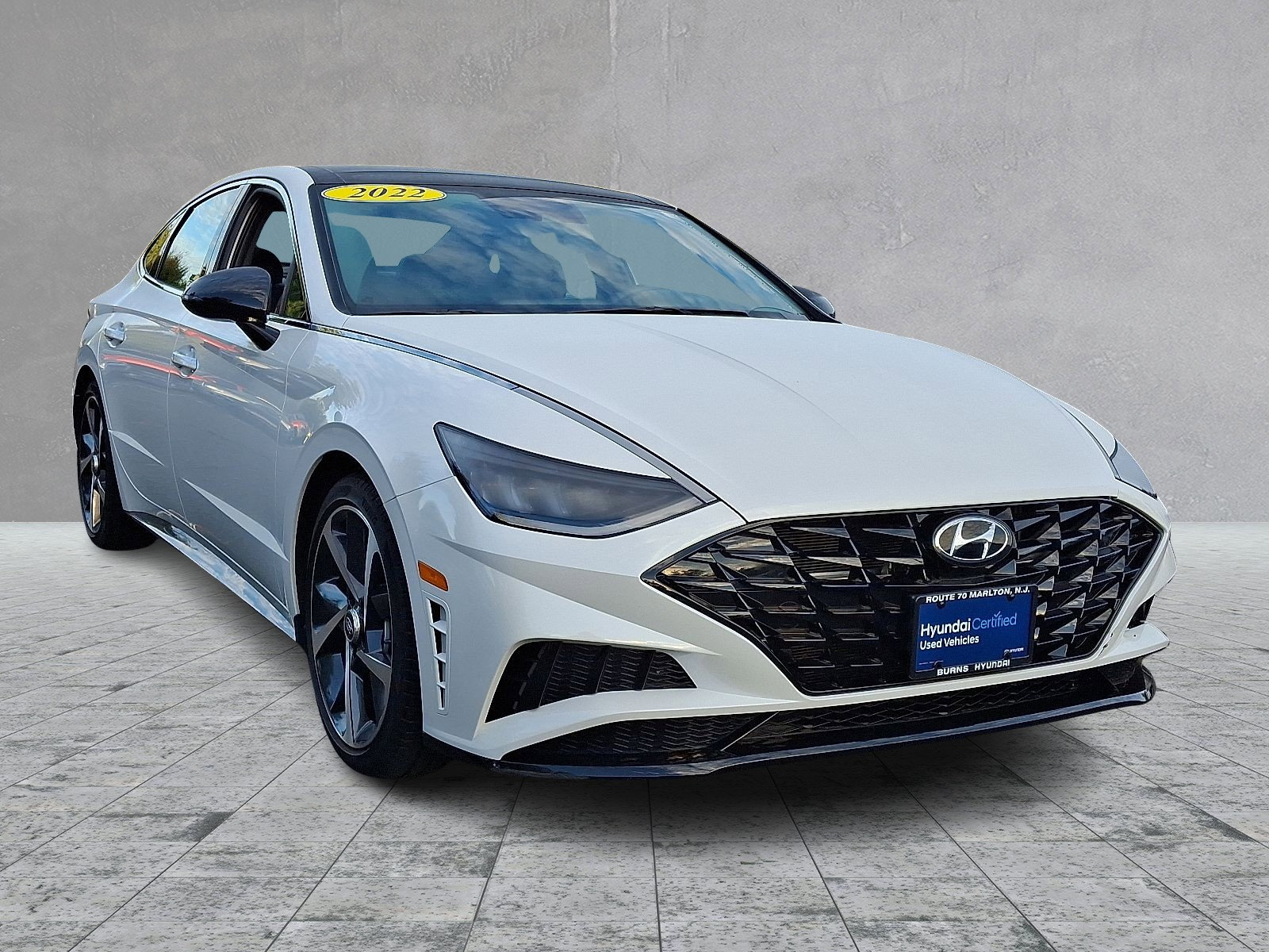 Used 2022 Hyundai Sonata SEL Plus image 2