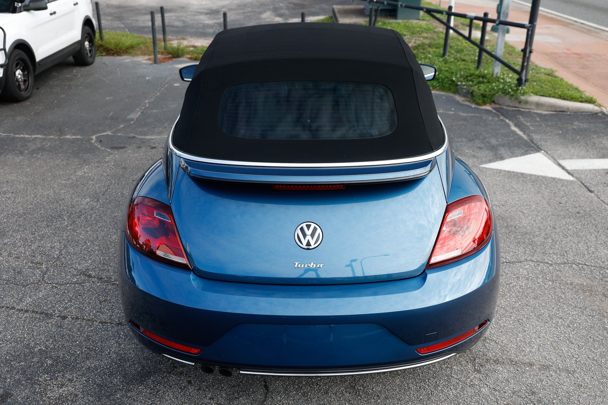 Used 2019 Volkswagen Beetle 2.0T S FWD image 13