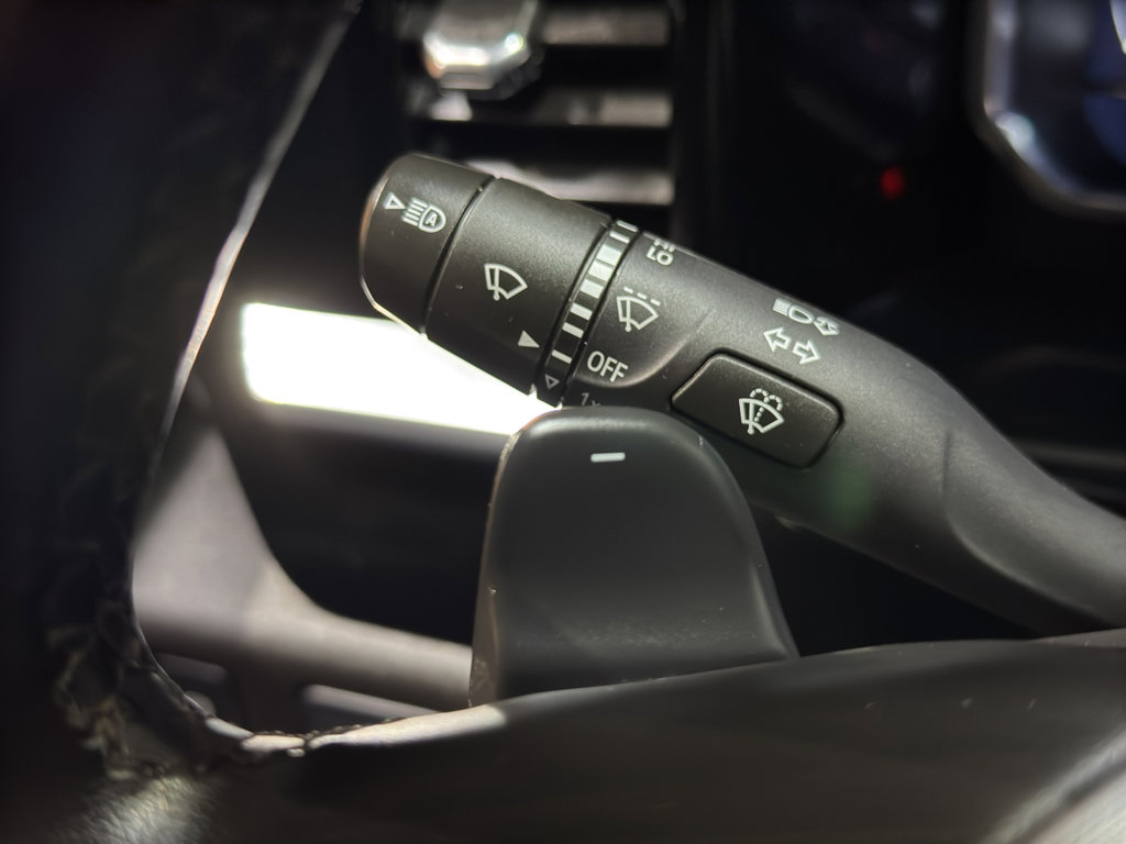 Used 2025 GMC Sierra 1500 Elevation w/ LPO, Elevation Black Package image 28