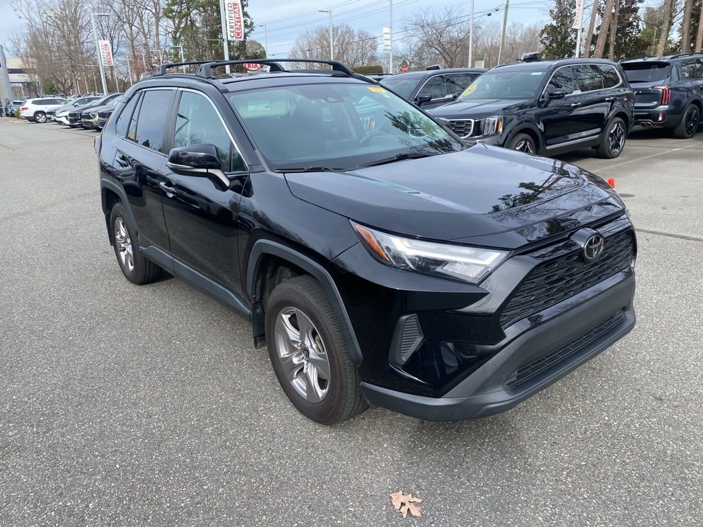 Used 2022 Toyota RAV4 XLE image 8