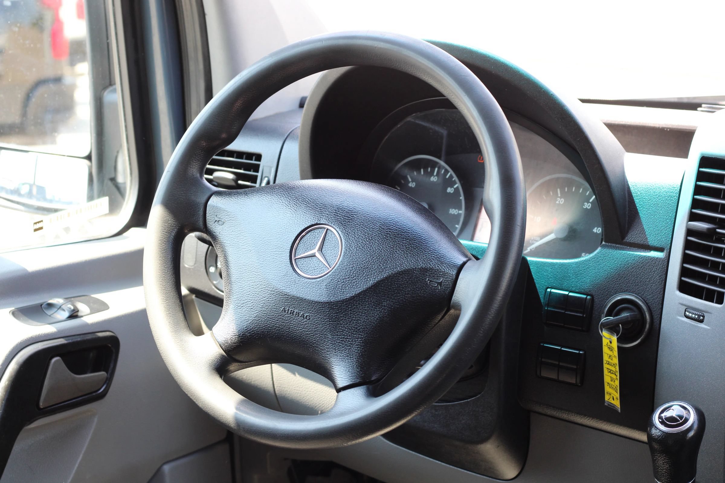 Used 2018 Mercedes-Benz Sprinter 2500 image 14