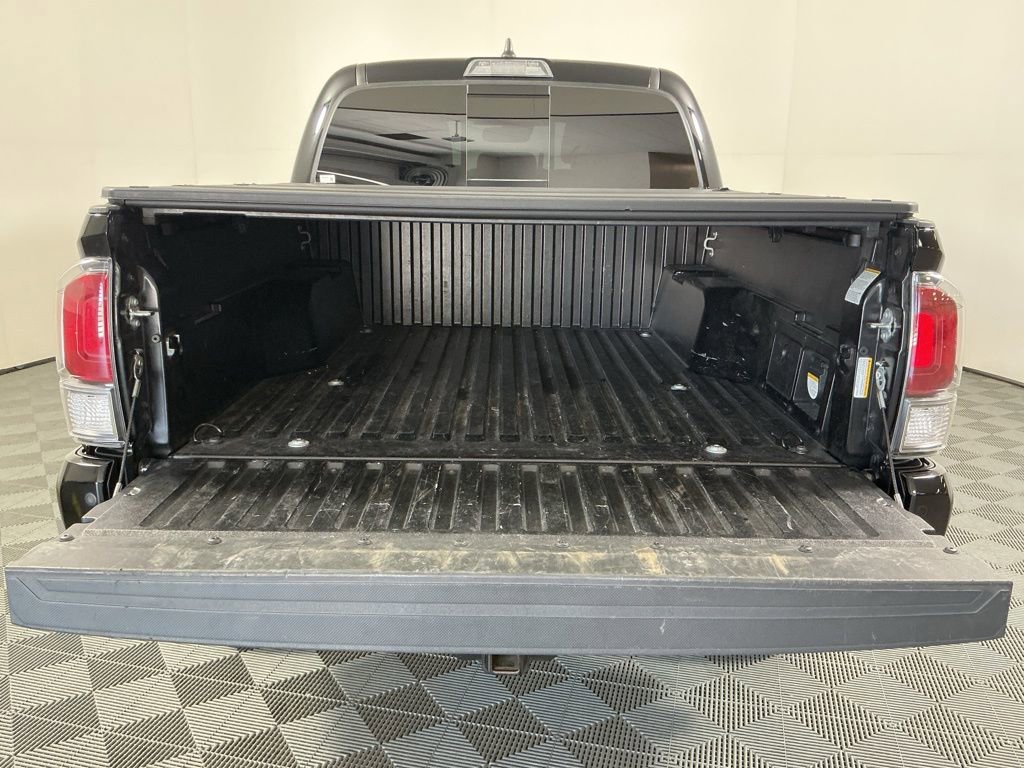 Used 2023 Toyota Tacoma Limited image 27