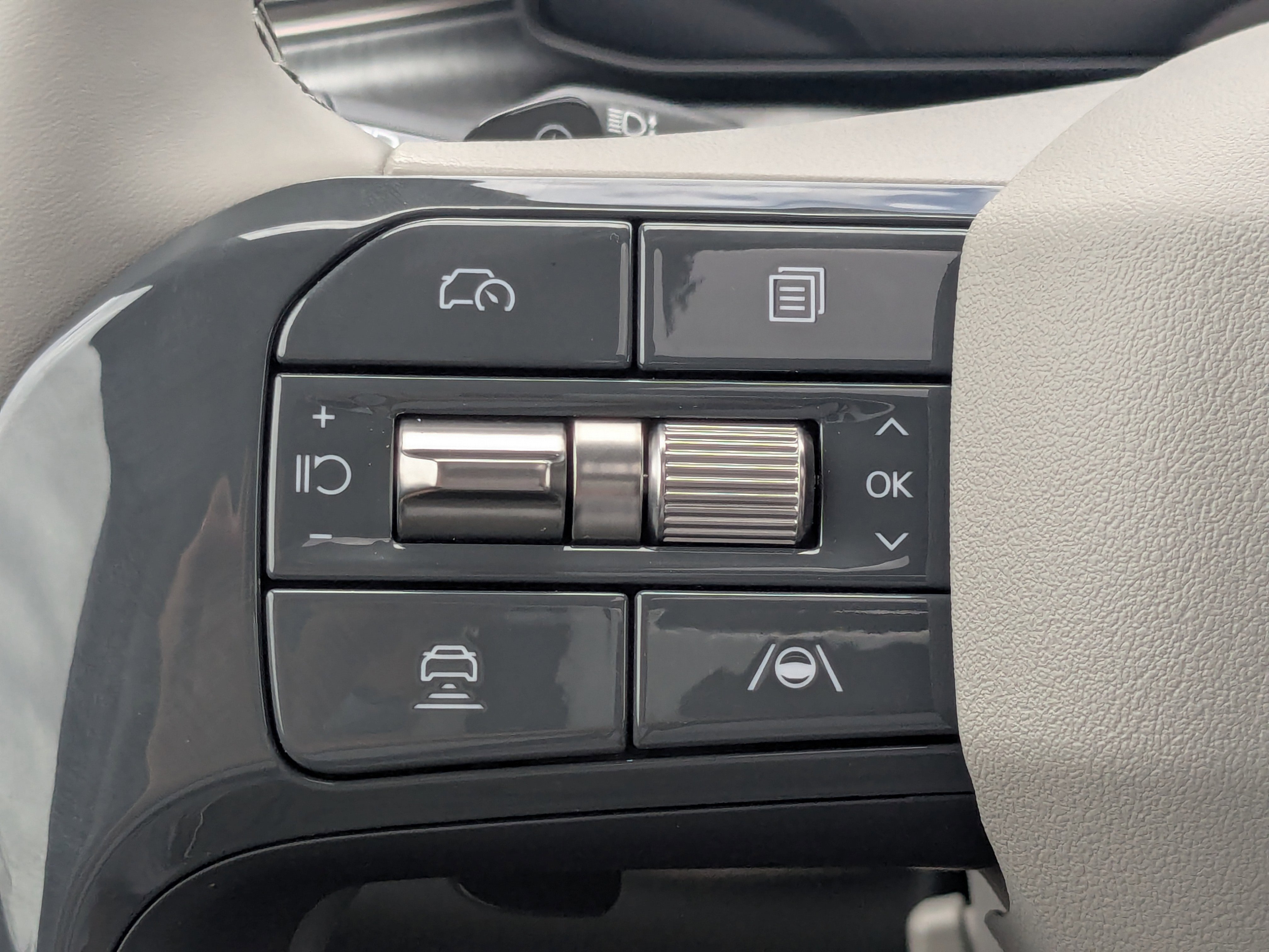 New 2026 Kia EV9 Wind AWD/4WD image 36
