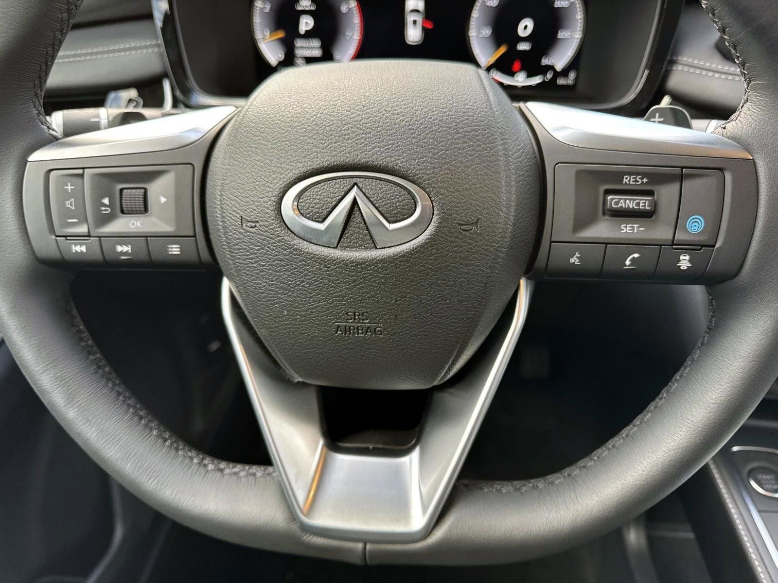 Used 2025 INFINITI QX60 Luxe image 22