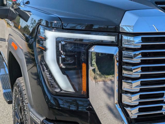 New 2026 GMC Sierra 2500 Denali w/ Denali Reserve Package image 9