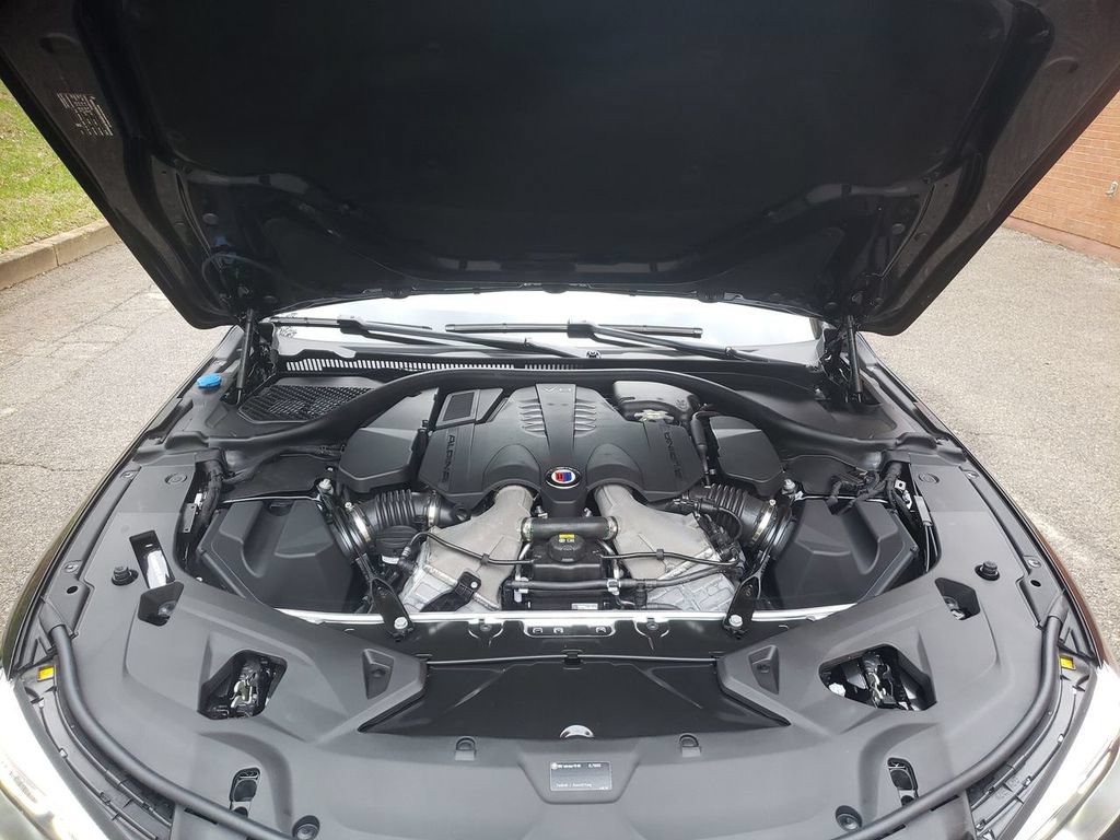 Used 2023 BMW ALPINA B8 xDrive Gran Coupe AWD/4WD image 31