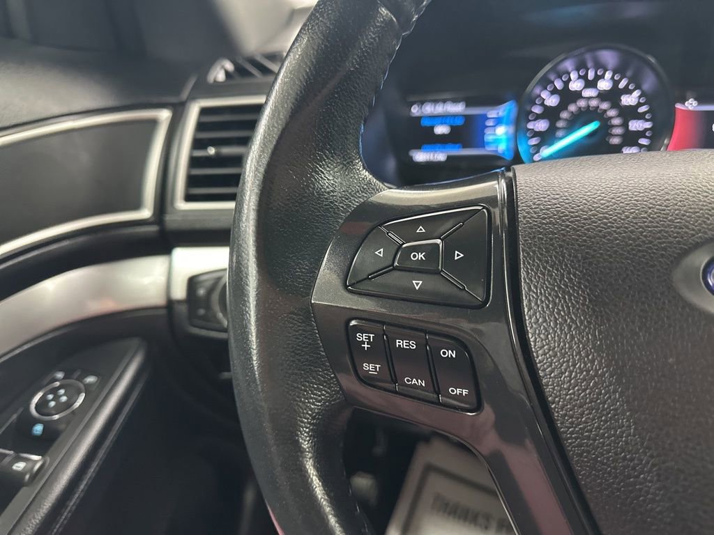 Used 2017 Ford Explorer XLT w/ Equipment Group 202A image 35