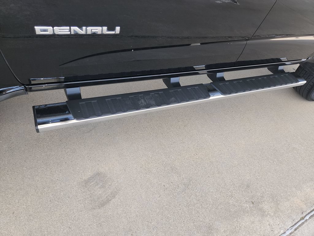 Used 2019 GMC Canyon Denali RWD image 32