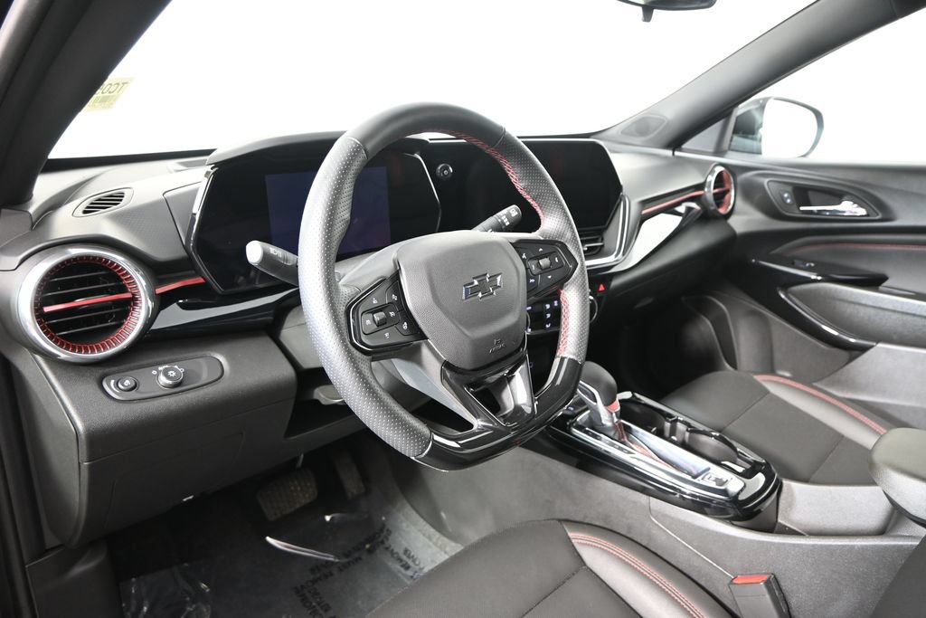 Used 2026 Chevrolet Trax RS w/ Driver Confidence Package FWD image 22