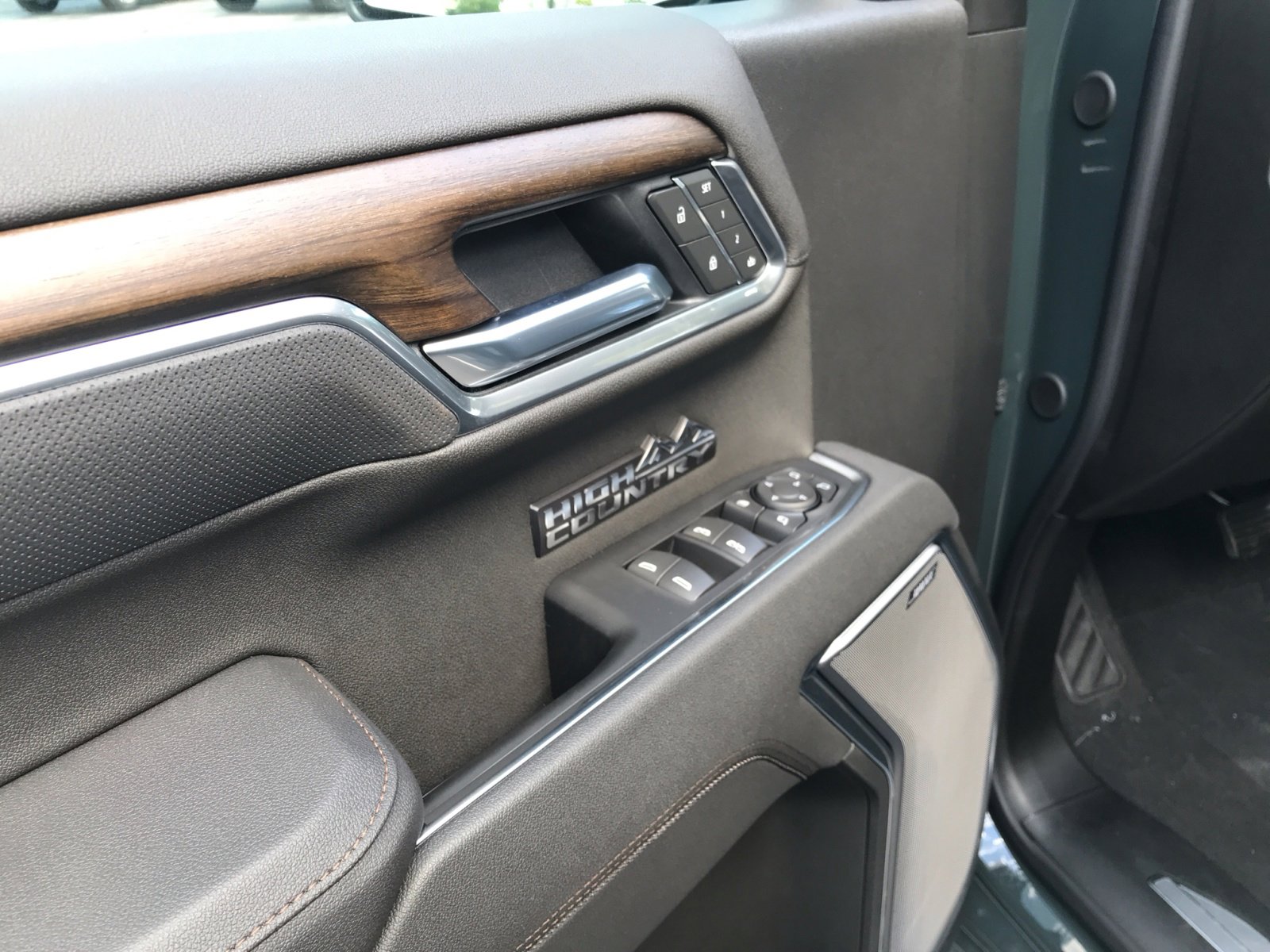 New 2026 Chevrolet Silverado 1500 High Country w/ High Country Premium Package image 18