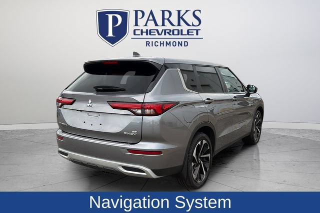 Used 2023 Mitsubishi Outlander SE AWD/4WD image 7